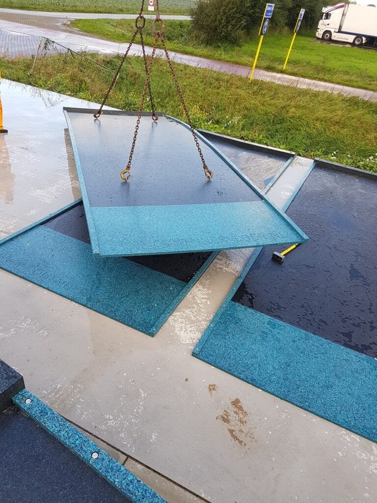 containershield met zijgeleiding en eindbreker